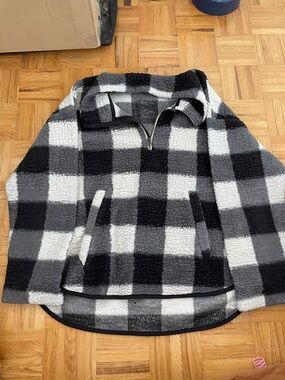 Old Navy Black & White Buffalo Check Teddy Quarter-Zip Jacket